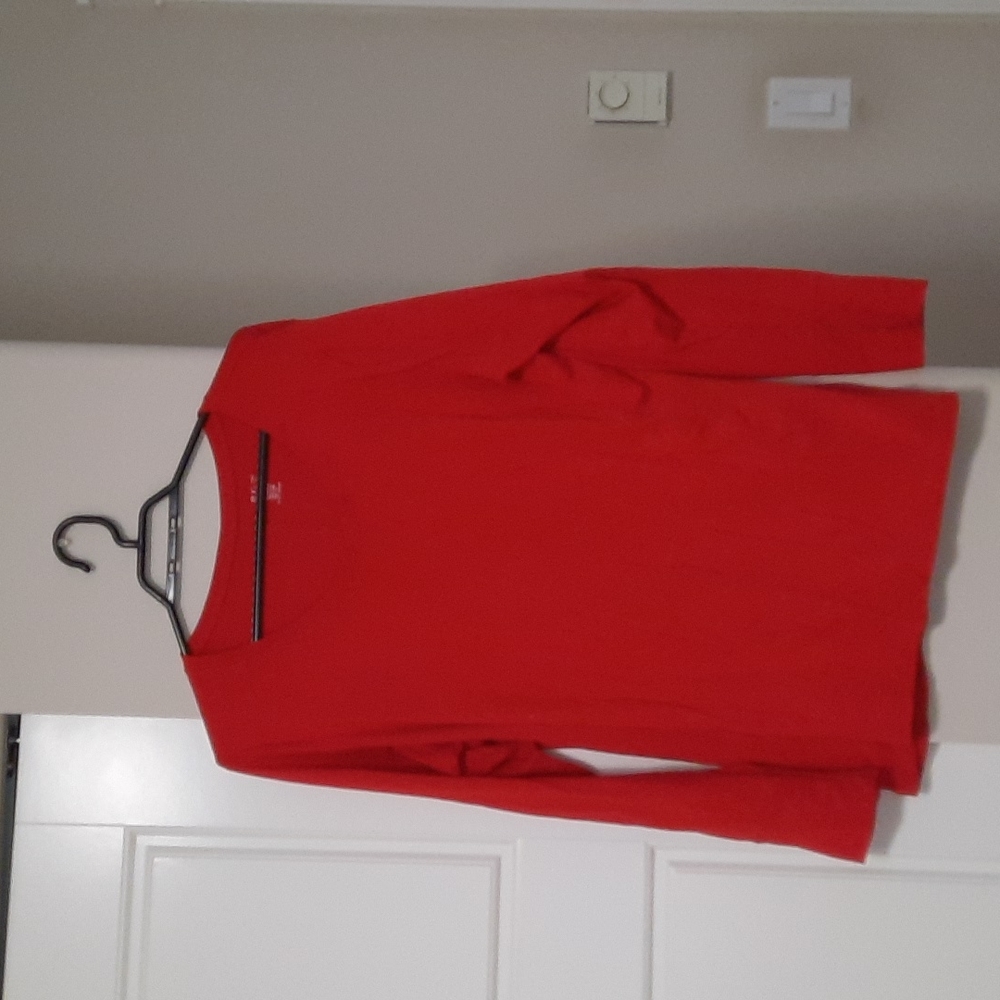 Ana XL Red long sleeve shirt
